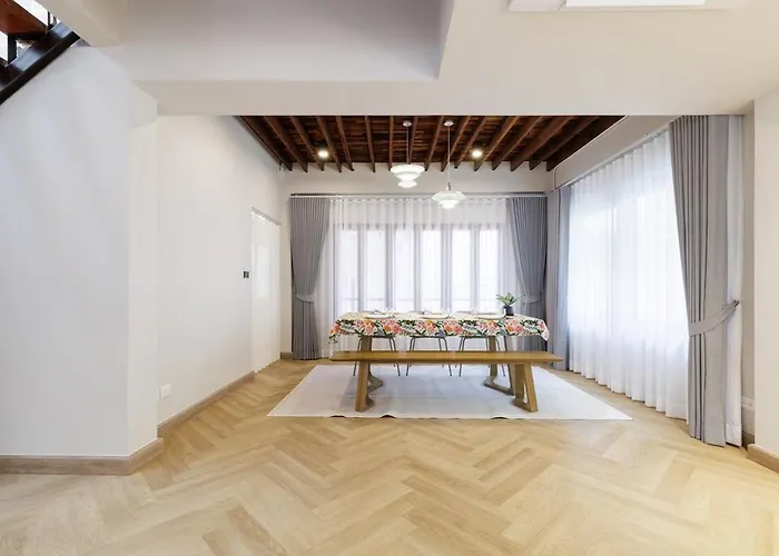 ヴィラ Luxurysukhumvithouse 2br 2bath Kitchen Netflix 1lv 160sqmeteres バンコク都
