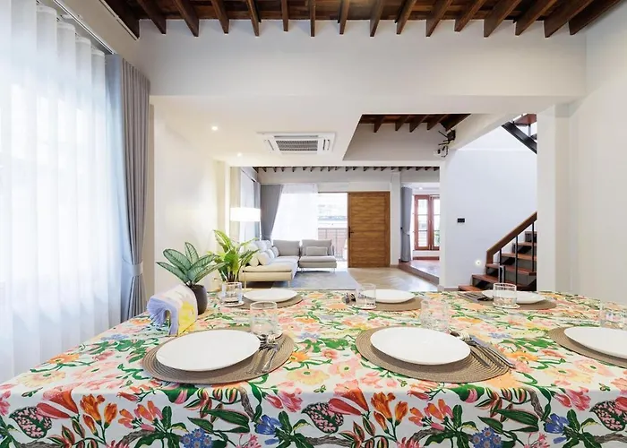 Luxurysukhumvithouse 2br 2bath Kitchen Netflix 1lv 160sqmeteres ヴィラ