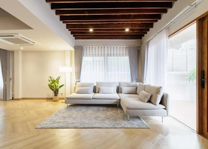Luxurysukhumvithouse 2br 2bath Kitchen Netflix 1lv 160sqmeteres ヴィラ *