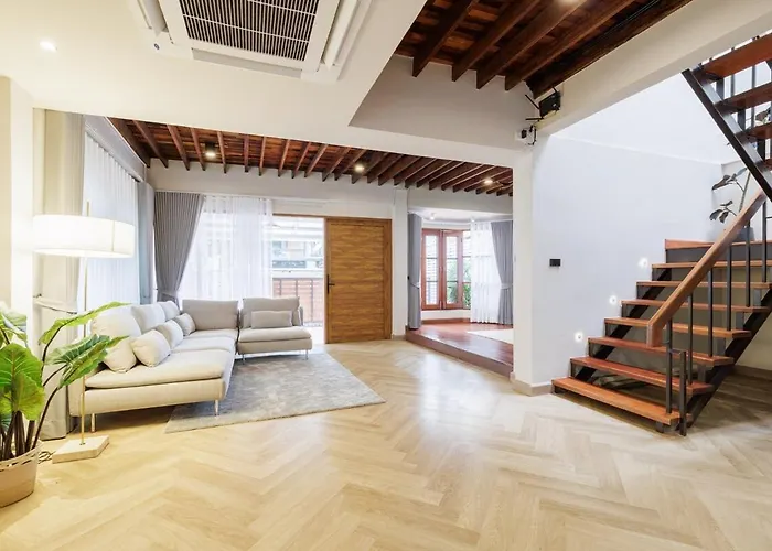 Luxurysukhumvithouse 2br 2bath Kitchen Netflix 1lv 160sqmeteres