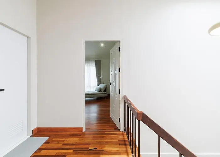 Luxurysukhumvithouse 2br 2bath Kitchen Netflix 1lv 160sqmeteres