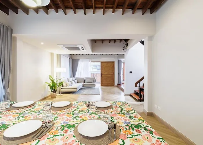Luxurysukhumvithouse 2br 2bath Kitchen Netflix 1lv 160sqmeteres